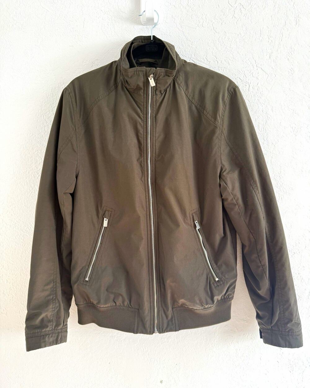 H&M Olive Green Bomber Jacket M Full Zip Pockets Stand-Up Collar